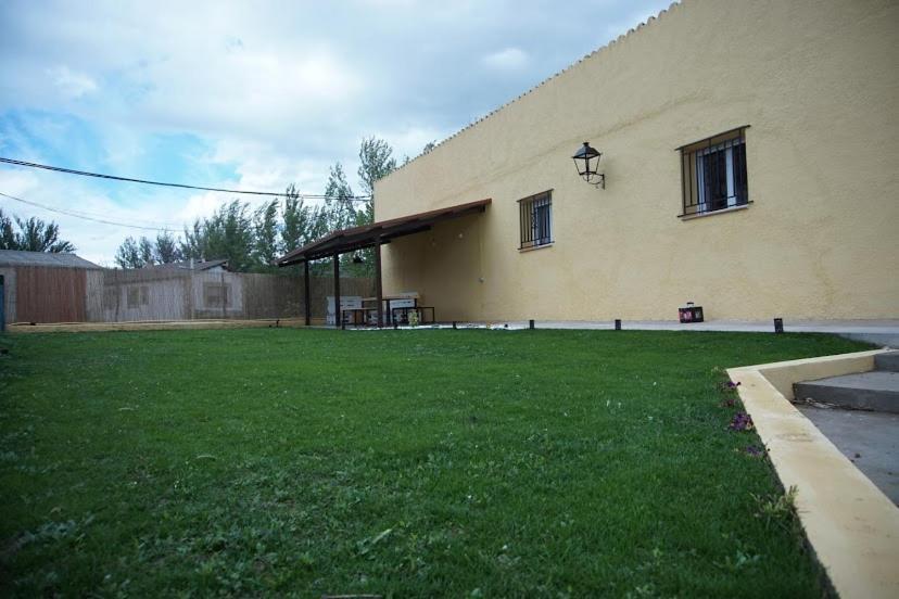 Granja LlumesLa Casa Del Rio别墅 外观 照片